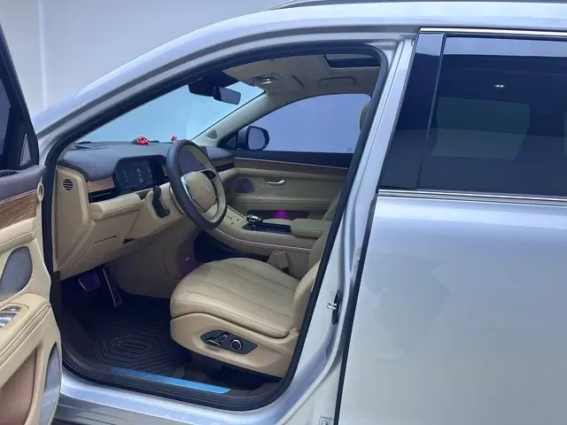 2024 AITO AITO M7 1.5T 152HP L4 REEV 40KWH,autocango,china used car exporter,china ev exporter,chinese used car exporter,chinese used ev exporter