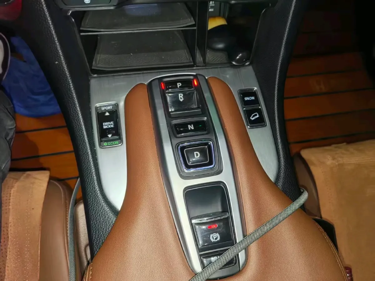 2023 Honda Avancier 2.0T 261HP L4 9AT,autocango,china used car exporter,china ev exporter,chinese used car exporter,chinese used ev exporter