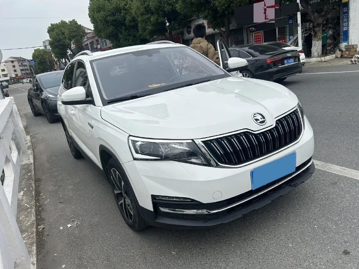 2021 Skoda Kamiq 1.5L 112HP L4 6AT,autocango,china used car exporter,china ev exporter,chinese used car exporter,chinese used ev exporter