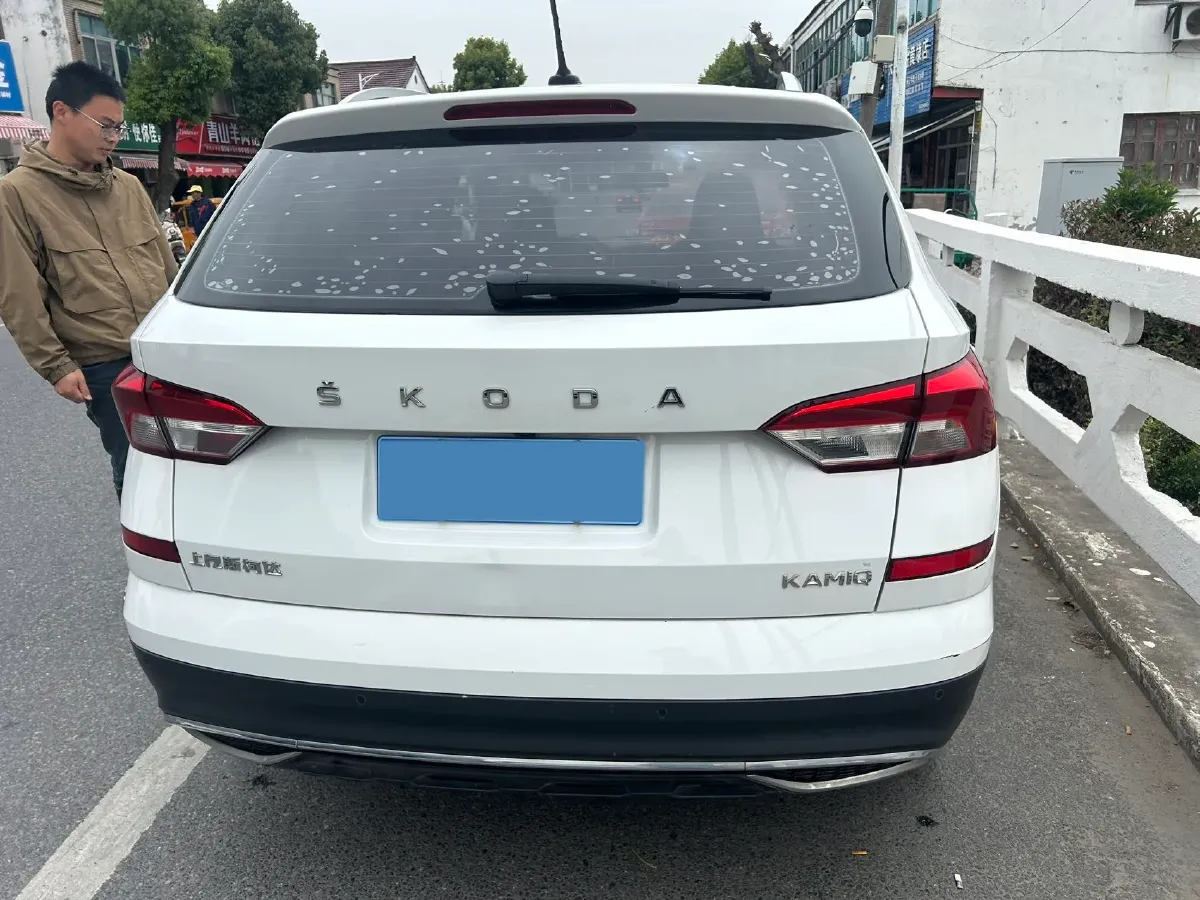 2021 Skoda Kamiq 1.5L 112HP L4 6AT,autocango,china used car exporter,china ev exporter,chinese used car exporter,chinese used ev exporter