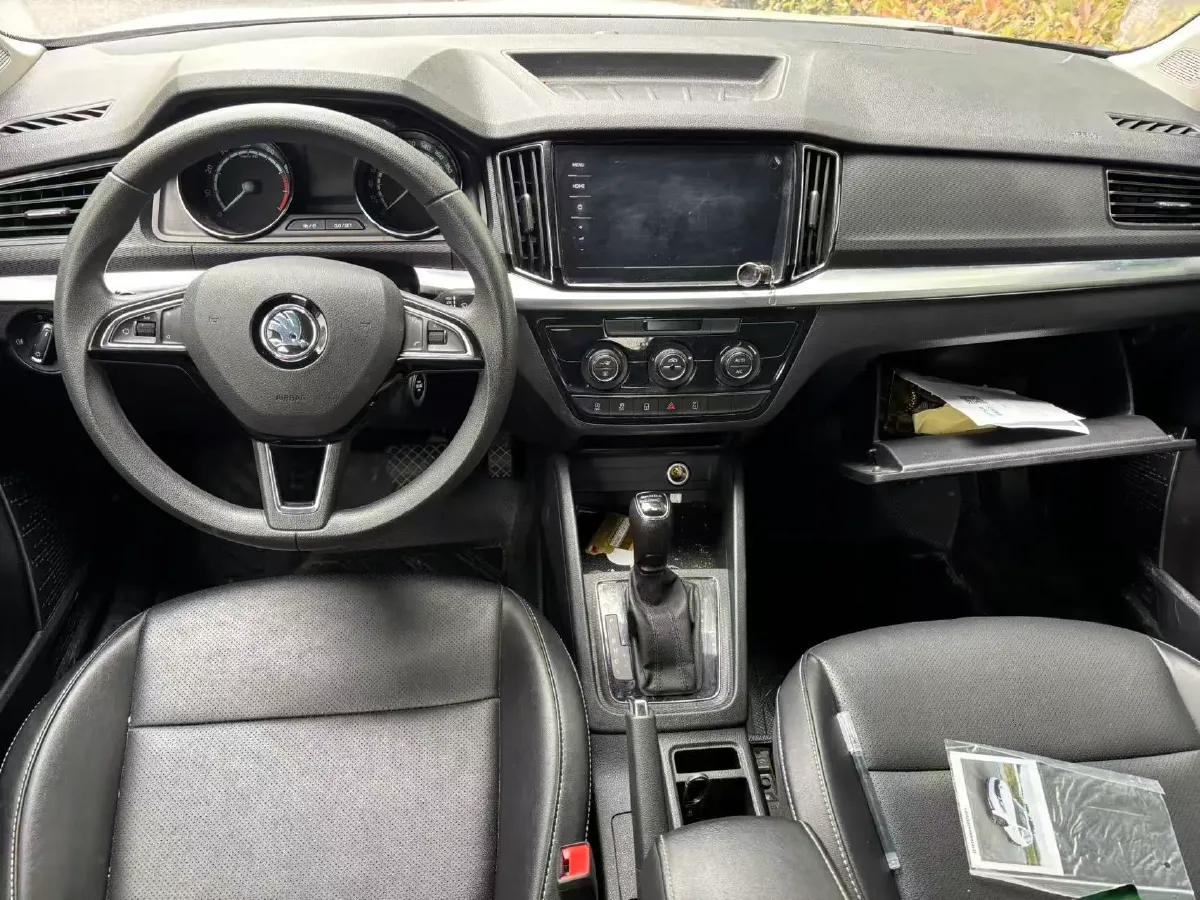 2021 Skoda Kamiq 1.5L 112HP L4 6AT,autocango,china used car exporter,china ev exporter,chinese used car exporter,chinese used ev exporter