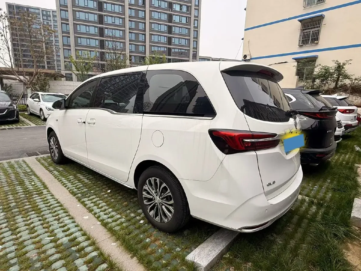 2023 Buick GL8 2.0T 237HP L4 9AT,autocango,china used car exporter,china ev exporter,chinese used car exporter,chinese used ev exporter