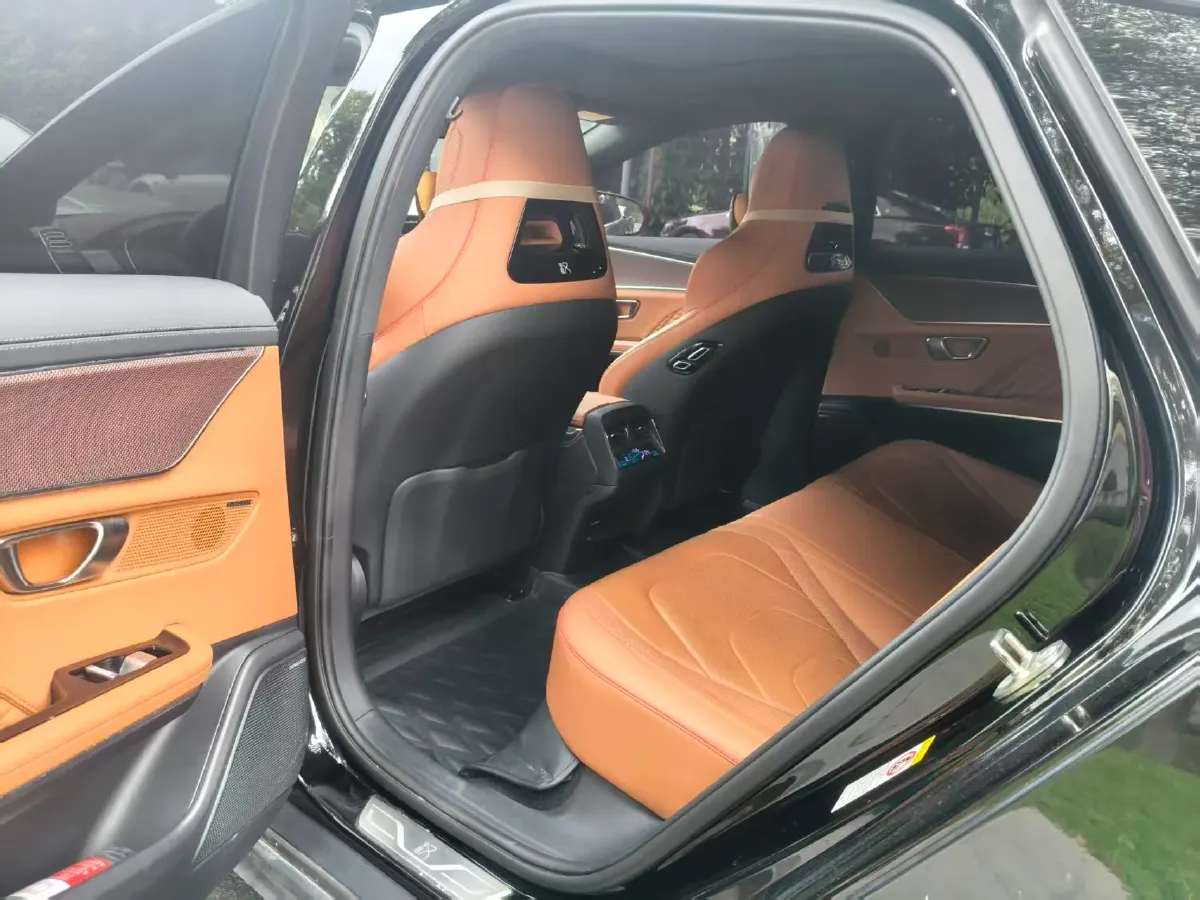 2022 Lincoln Corsair 2.0T 245HP L4 8AT,autocango,china used car exporter,china ev exporter,chinese used car exporter,chinese used ev exporter