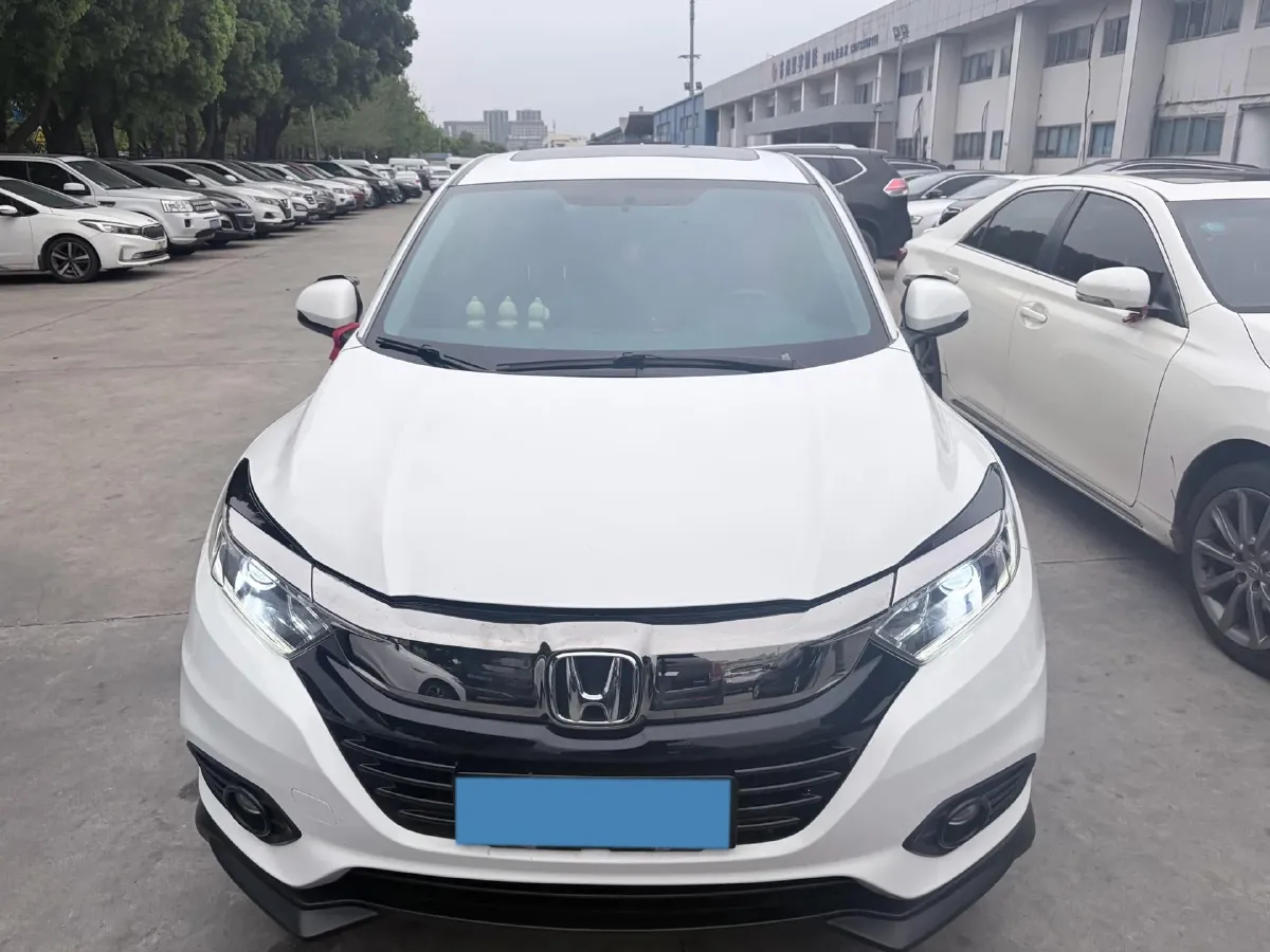 2022 Honda Vezel 1.5L 131HP L4 CVT,autocango,china used car exporter,china ev exporter,chinese used car exporter,chinese used ev exporter