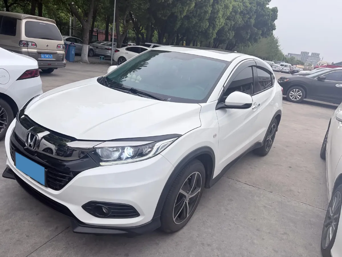 2022 Honda Vezel 1.5L 131HP L4 CVT,autocango,china used car exporter,china ev exporter,chinese used car exporter,chinese used ev exporter