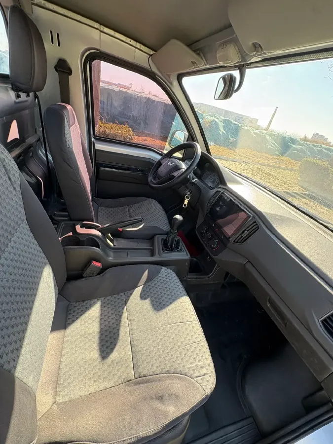 2019 WuLing RongGuang New Truck 1.8L 133HP L4 5MT,autocango,china used car exporter,china ev exporter,chinese used car exporter,chinese used ev exporter