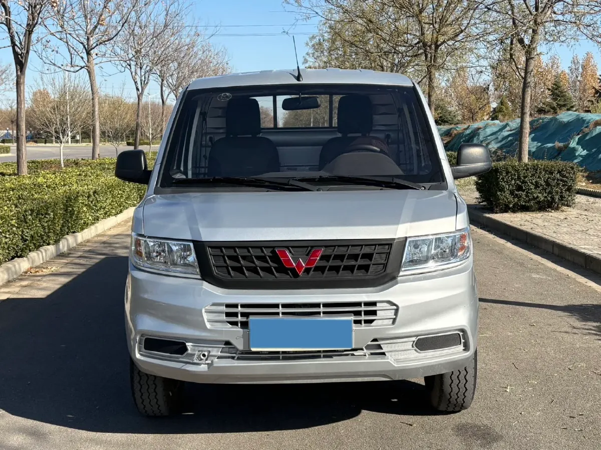 2019 WuLing RongGuang New Truck 1.8L 133HP L4 5MT,autocango,china used car exporter,china ev exporter,chinese used car exporter,chinese used ev exporter