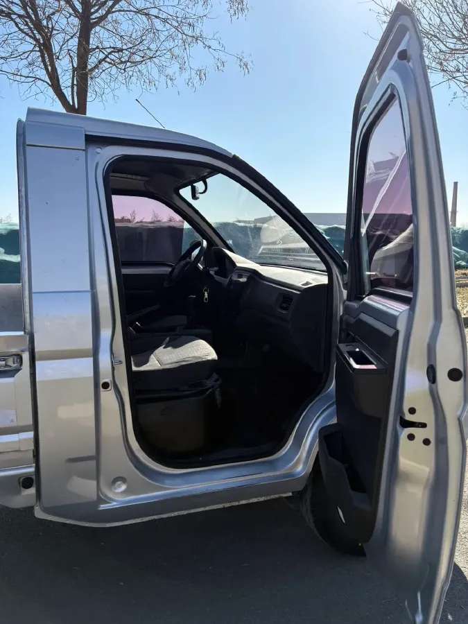 2019 WuLing RongGuang New Truck 1.8L 133HP L4 5MT,autocango,china used car exporter,china ev exporter,chinese used car exporter,chinese used ev exporter