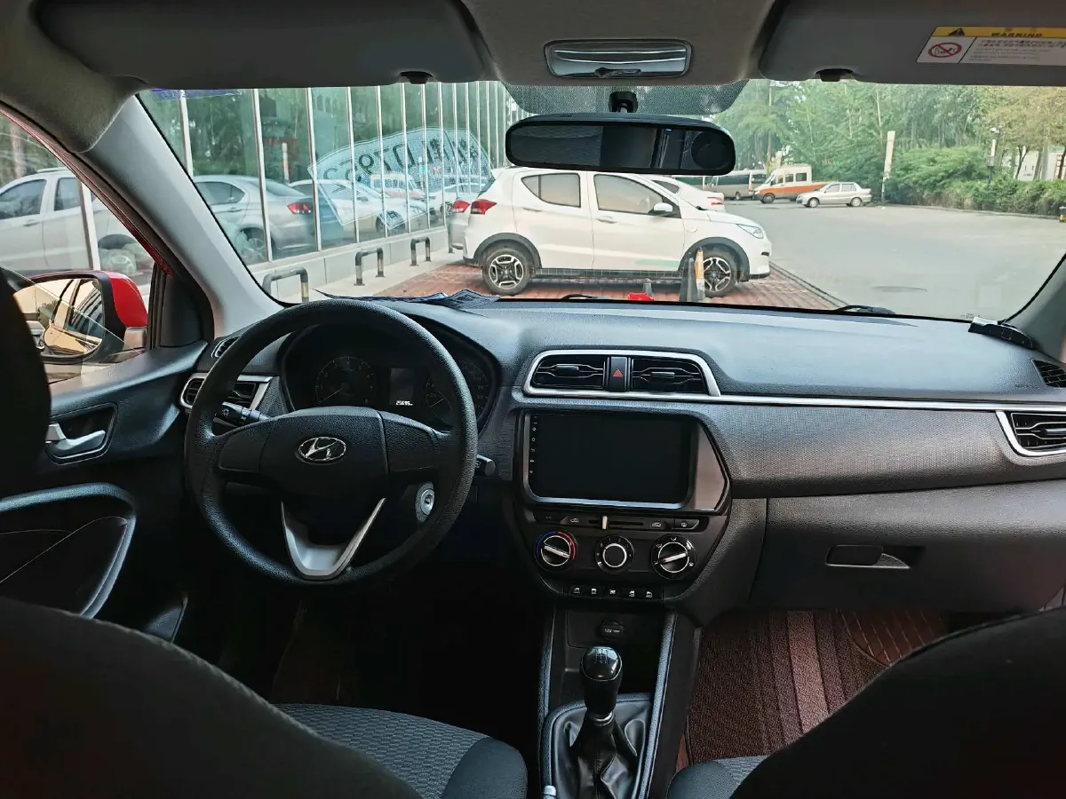 2017 Hyundai Reina 1.4L 95HP L4 5MT,autocango,china used car exporter,china ev exporter,chinese used car exporter,chinese used ev exporter