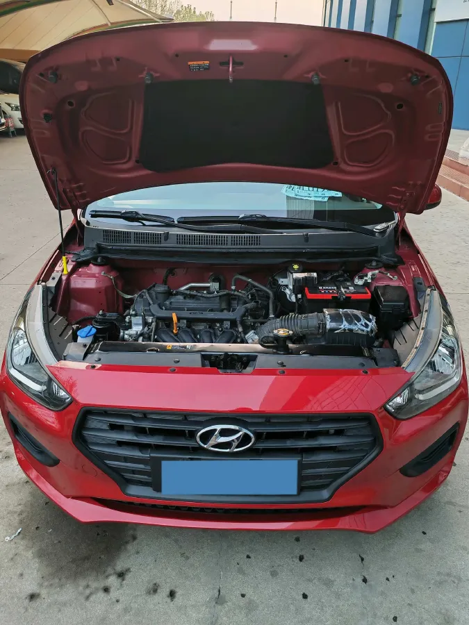 2017 Hyundai Reina 1.4L 95HP L4 5MT,autocango,china used car exporter,china ev exporter,chinese used car exporter,chinese used ev exporter