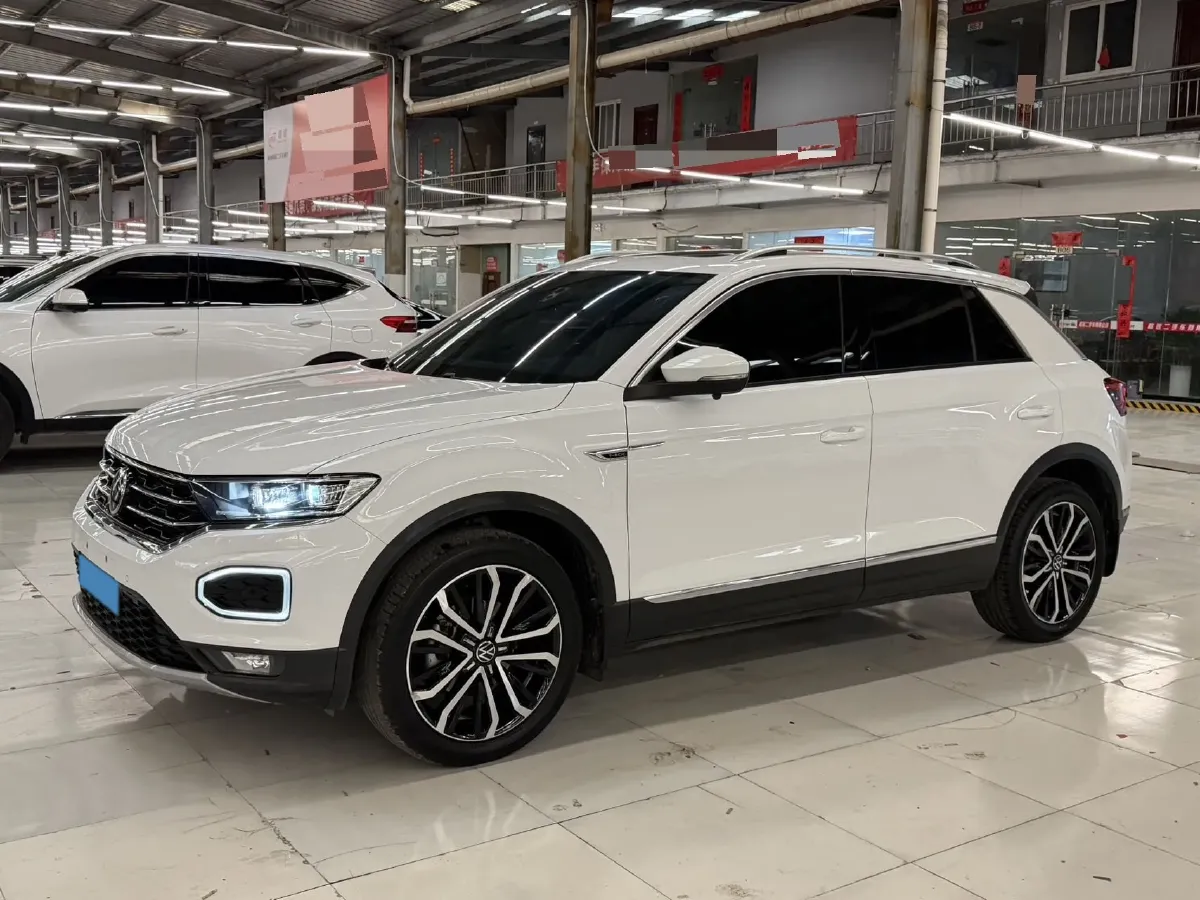 2022 Volkswagen T-Roc 1.4T 150HP L4 7DCT,autocango,china used car exporter,china ev exporter,chinese used car exporter,chinese used ev exporter