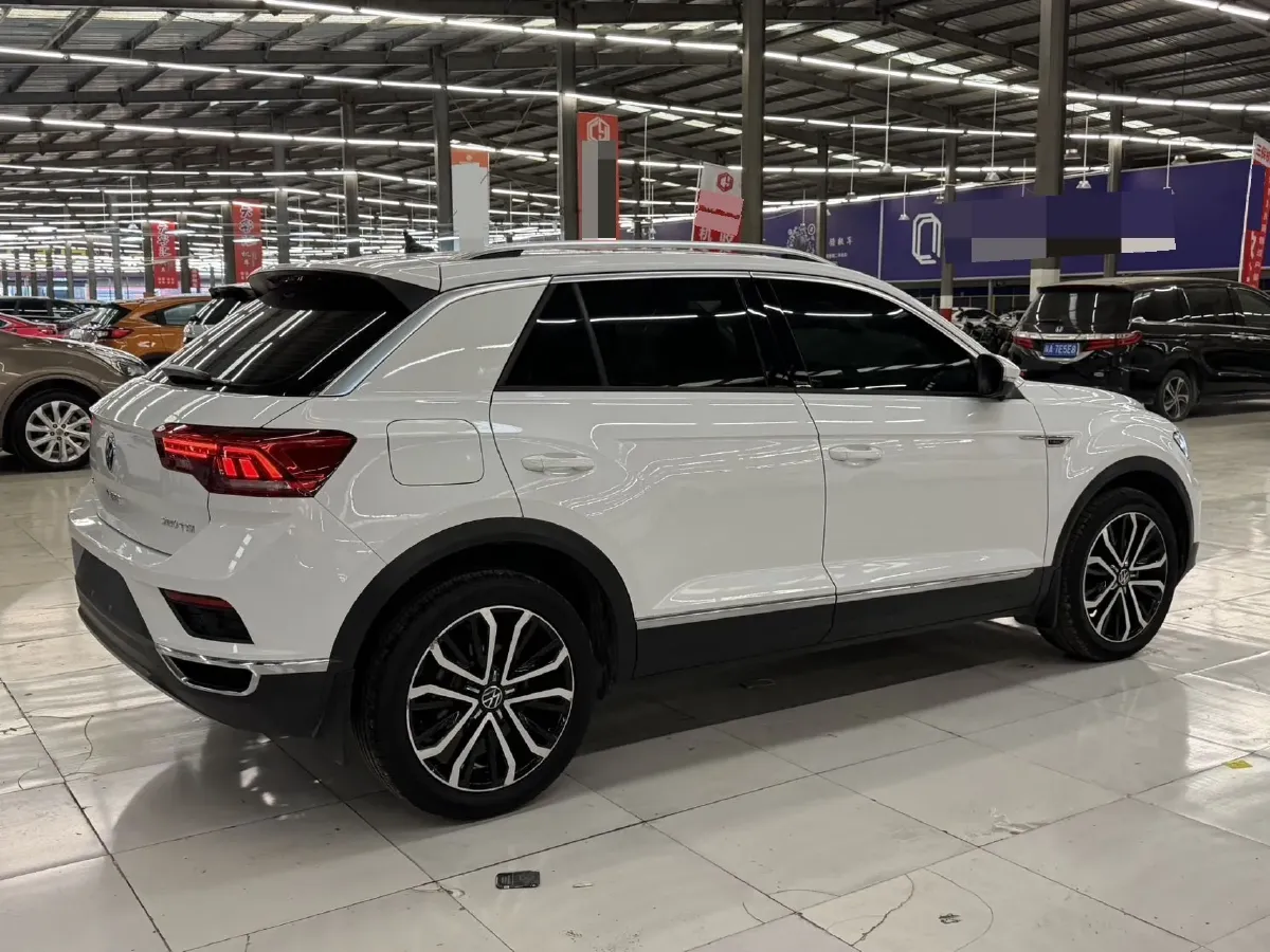 2022 Volkswagen T-Roc 1.4T 150HP L4 7DCT,autocango,china used car exporter,china ev exporter,chinese used car exporter,chinese used ev exporter