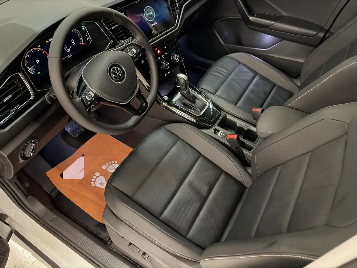 2022 Volkswagen T-Roc 1.4T 150HP L4 7DCT,autocango,china used car exporter,china ev exporter,chinese used car exporter,chinese used ev exporter