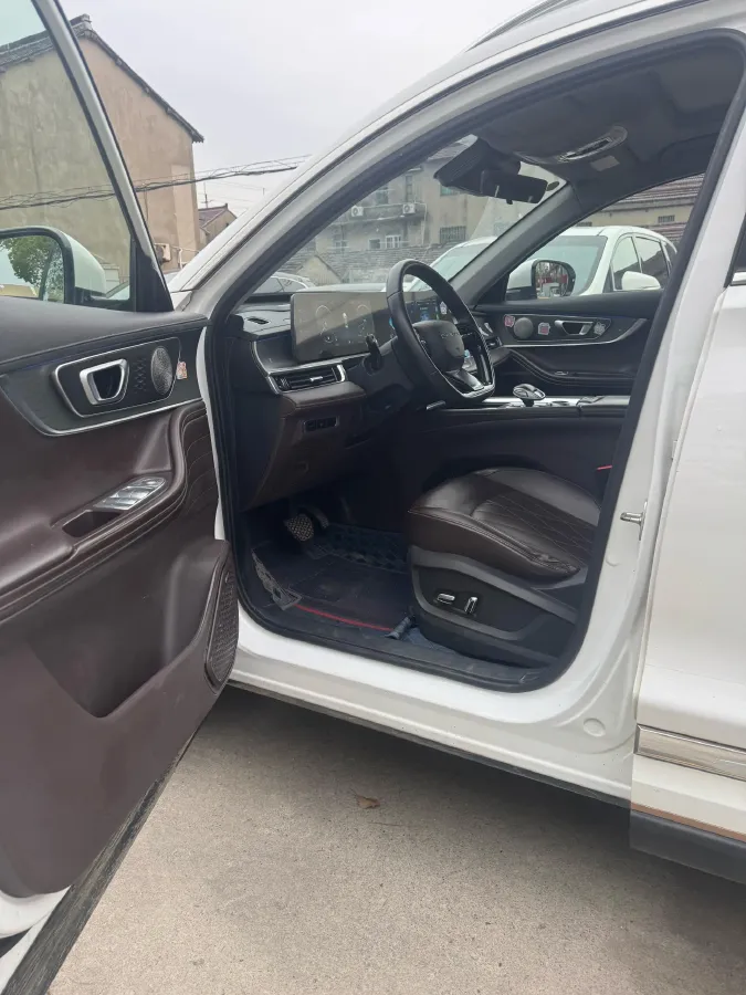 2022 Chery Tiggo 8 PRO 2.0T 254HP L4 7DCT,autocango,china used car exporter,china ev exporter,chinese used car exporter,chinese used ev exporter