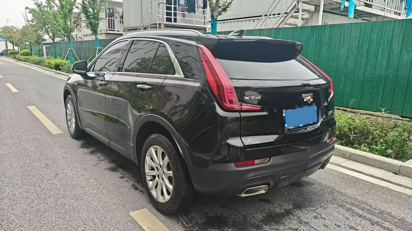 2020 Cadillac XT4 2.0T 241HP L4 9AT,autocango,china used car exporter,china ev exporter,chinese used car exporter,chinese used ev exporter