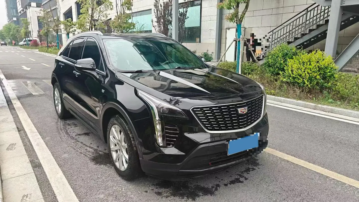 2020 Cadillac XT4 2.0T 241HP L4 9AT,autocango,china used car exporter,china ev exporter,chinese used car exporter,chinese used ev exporter