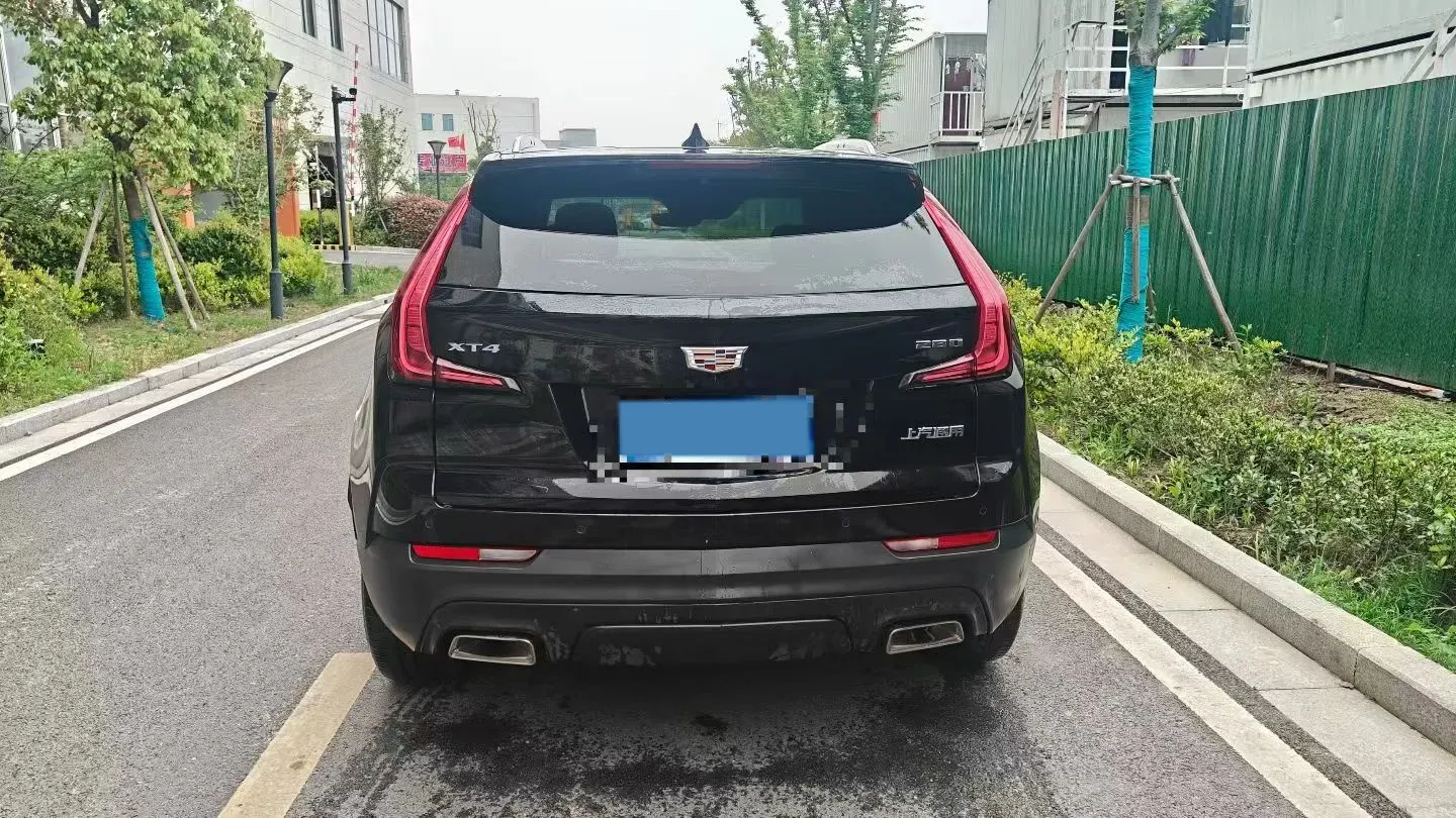 2020 Cadillac XT4 2.0T 241HP L4 9AT,autocango,china used car exporter,china ev exporter,chinese used car exporter,chinese used ev exporter