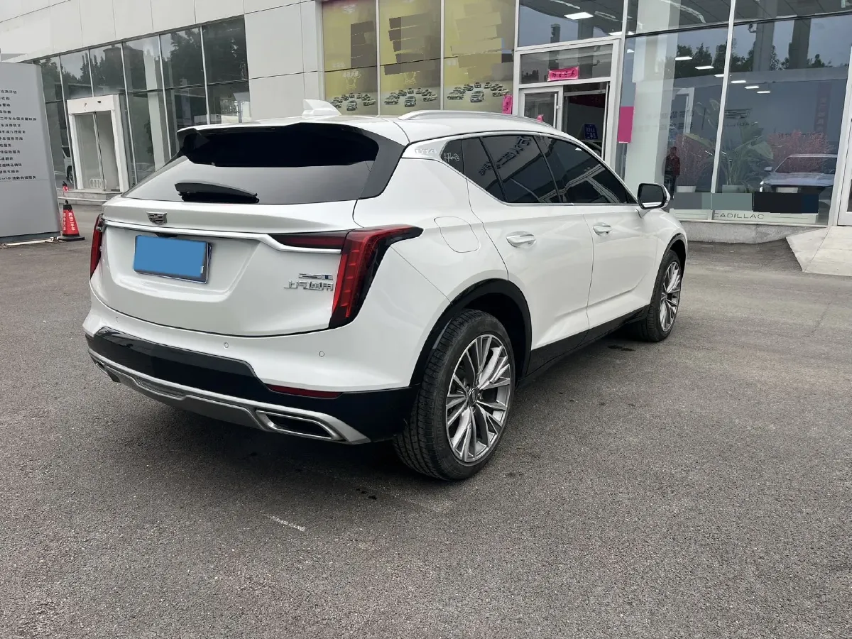 2023 Cadillac GT4 1.5T 211HP L4 9AT,autocango,china used car exporter,china ev exporter,chinese used car exporter,chinese used ev exporter