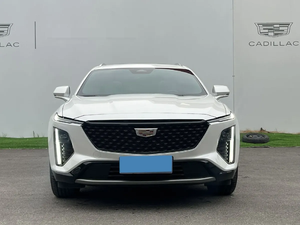 2023 Cadillac GT4 1.5T 211HP L4 9AT,autocango,china used car exporter,china ev exporter,chinese used car exporter,chinese used ev exporter