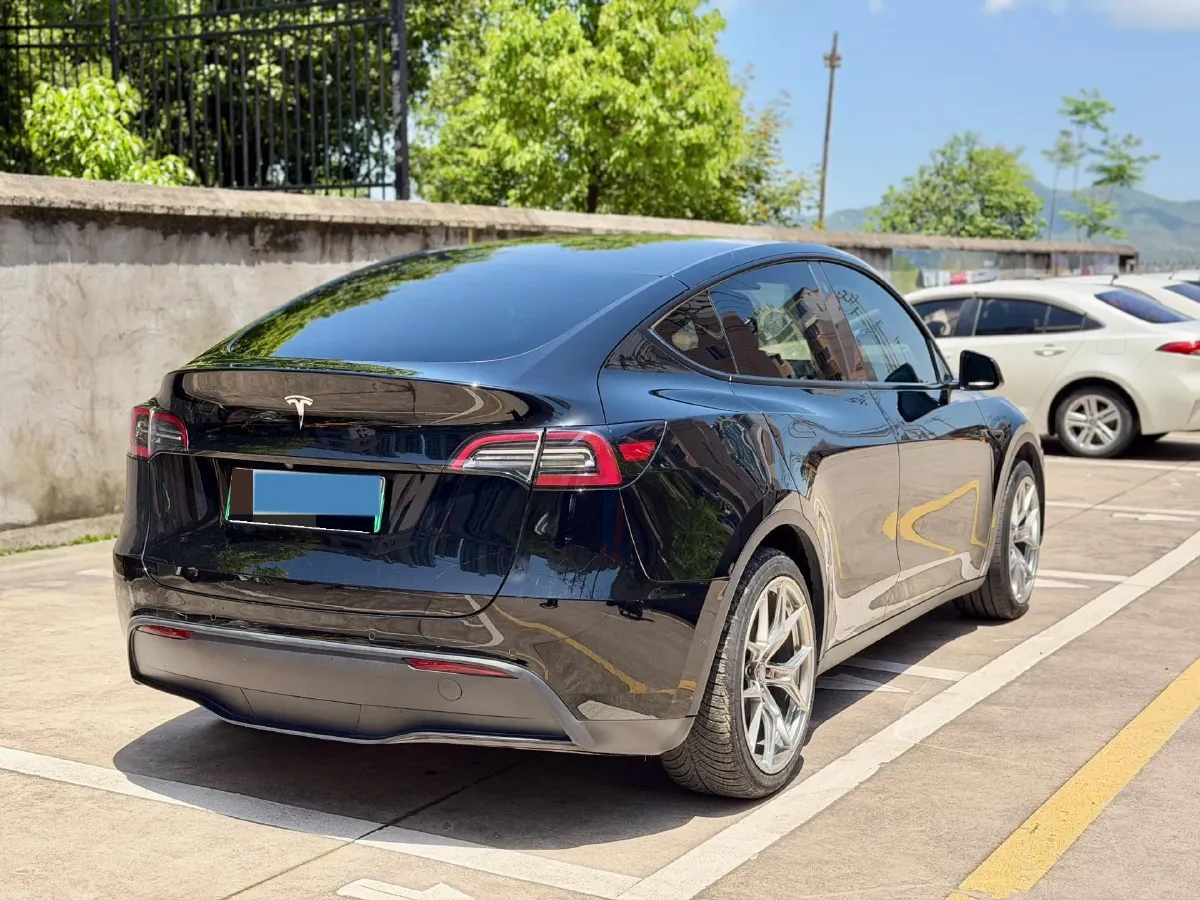 2022 Tesla Model Y BEV 60KWH,autocango,china used car exporter,china ev exporter,chinese used car exporter,chinese used ev exporter