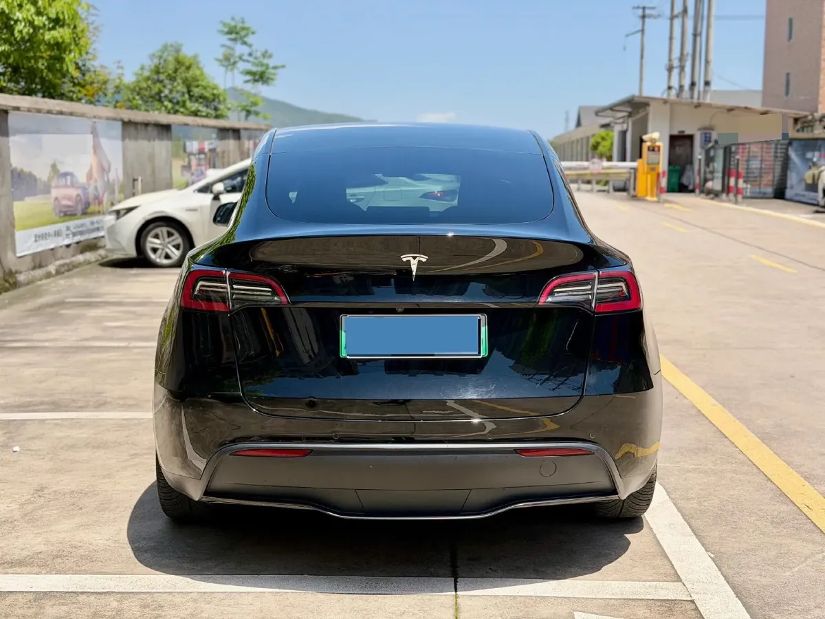 2022 Tesla Model Y BEV 60KWH,autocango,china used car exporter,china ev exporter,chinese used car exporter,chinese used ev exporter