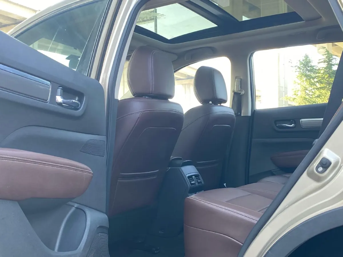 2017 Renault Koleos 2.5L 186HP L4 CVT,autocango,china used car exporter,china ev exporter,chinese used car exporter,chinese used ev exporter