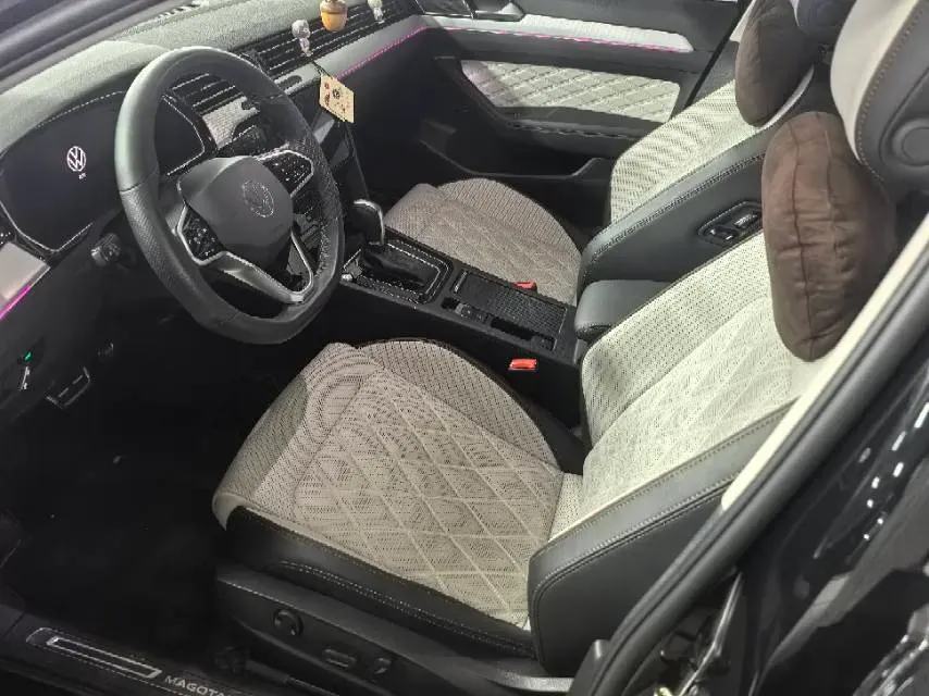 2023 Volkswagen Magotan 2.0T 186HP L4 7DCT,autocango,china used car exporter,china ev exporter,chinese used car exporter,chinese used ev exporter