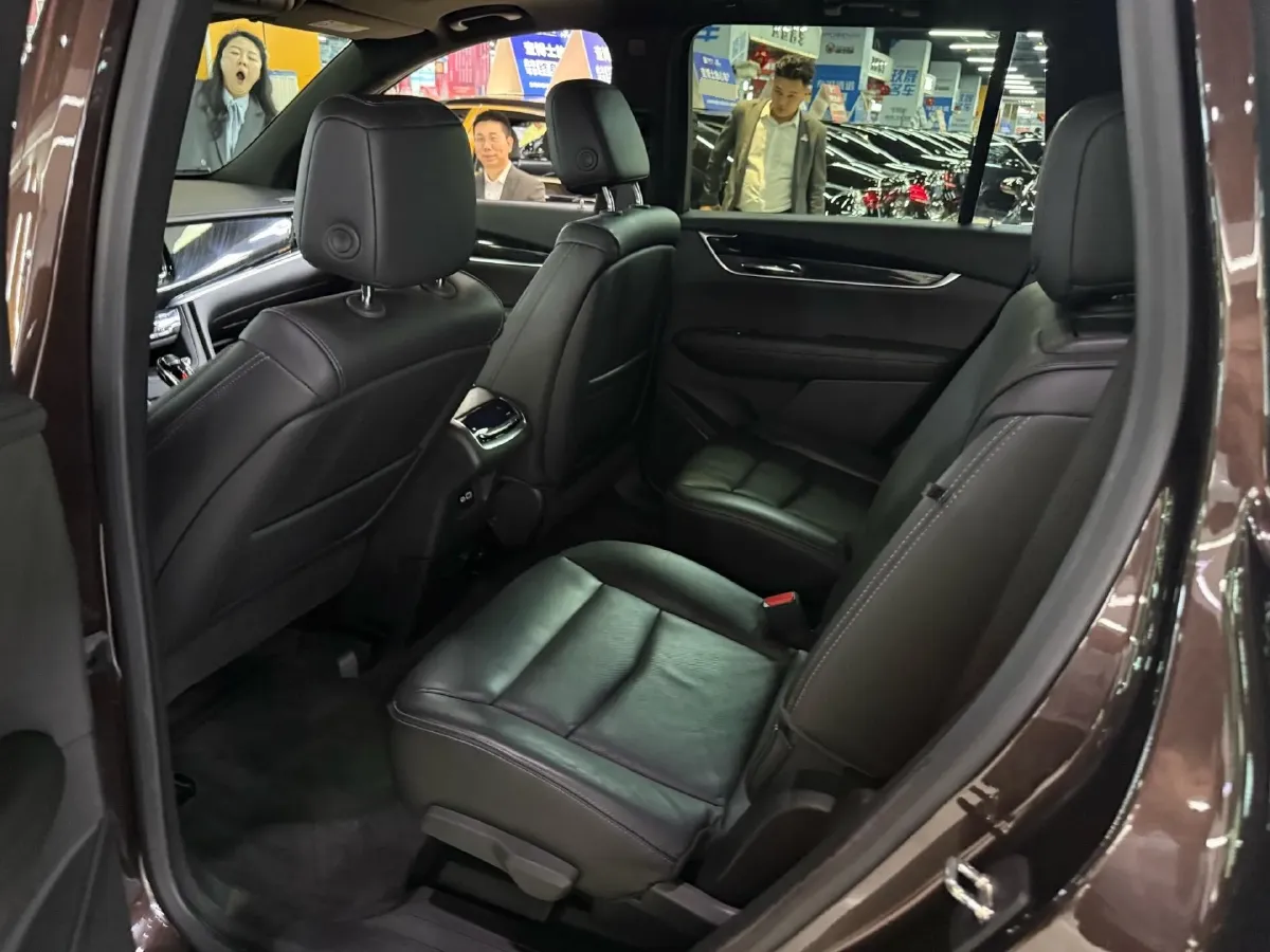 2020 Cadillac XT6 2.0T 237HP L4 9AT,autocango,china used car exporter,china ev exporter,chinese used car exporter,chinese used ev exporter