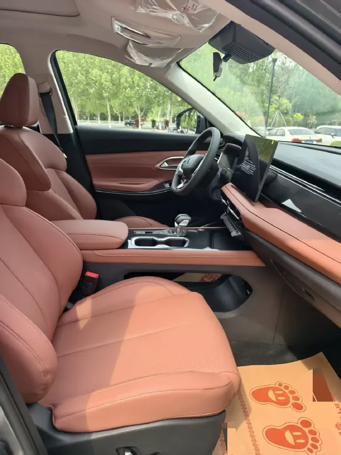 2026 ChangAn CS75 1.5T 192HP L4 7DCT,autocango,china used car exporter,china ev exporter,chinese used car exporter,chinese used ev exporter