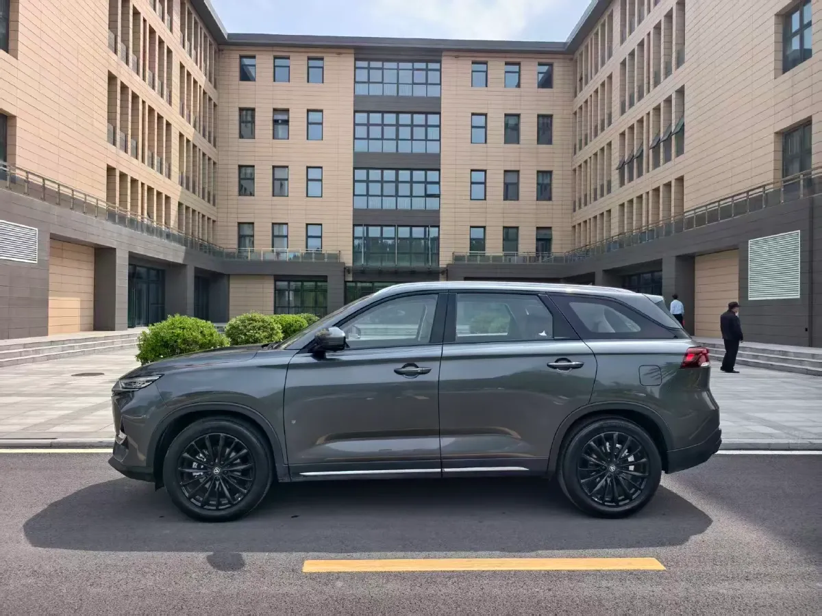 2026 ChangAn CS75 1.5T 192HP L4 7DCT,autocango,china used car exporter,china ev exporter,chinese used car exporter,chinese used ev exporter