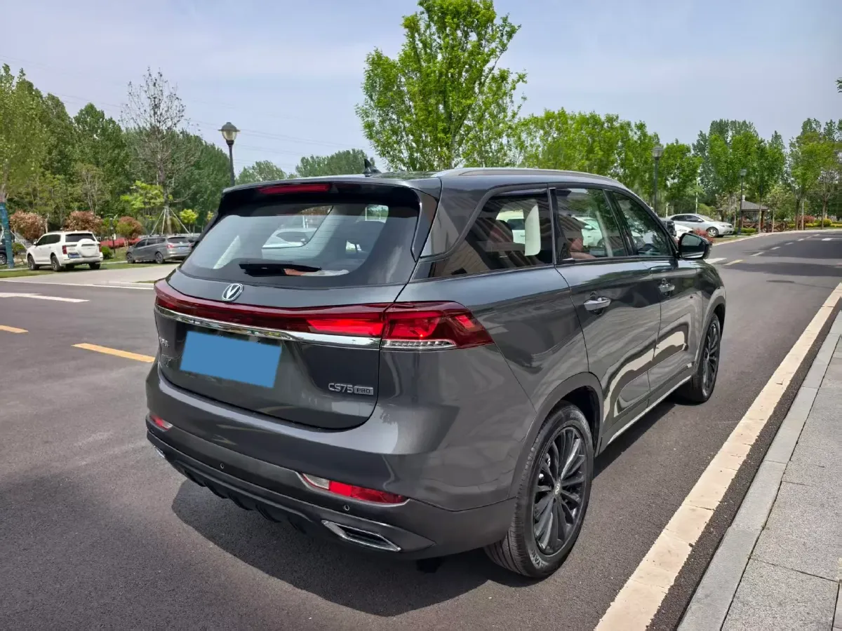 2026 ChangAn CS75 1.5T 192HP L4 7DCT,autocango,china used car exporter,china ev exporter,chinese used car exporter,chinese used ev exporter