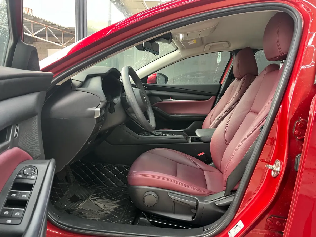 2021 Mazda 3 Axela 1.5L 117HP L4 6AT,autocango,china used car exporter,china ev exporter,chinese used car exporter,chinese used ev exporter