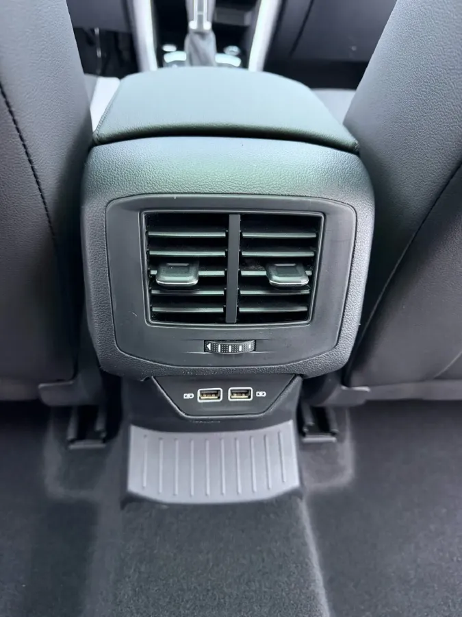 2022 Volkswagen T-Roc 1.4T 150HP L4 7DCT,autocango,china used car exporter,china ev exporter,chinese used car exporter,chinese used ev exporter