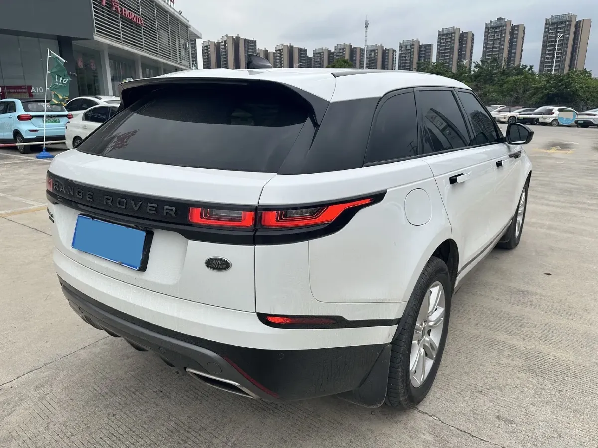 2018 Land Rover Range Rover Velar 2.0T 300HP L4 8AT,autocango,china used car exporter,china ev exporter,chinese used car exporter,chinese used ev exporter