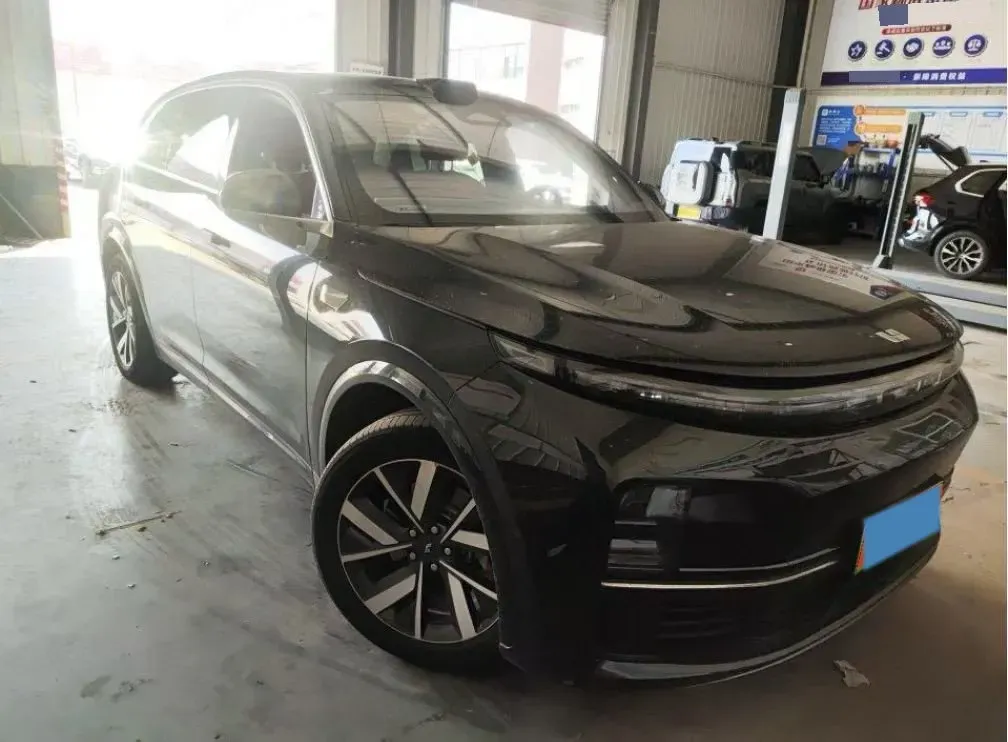 2023 Li L7 Range Extended 154HP REEV 40.9KWH,autocango,china used car exporter,china ev exporter,chinese used car exporter,chinese used ev exporter