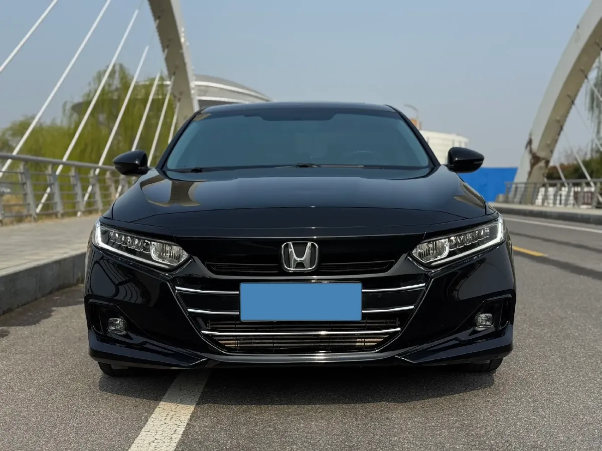 2022 Honda Accord 1.5T 194HP L4 CVT,autocango,china used car exporter,china ev exporter,chinese used car exporter,chinese used ev exporter
