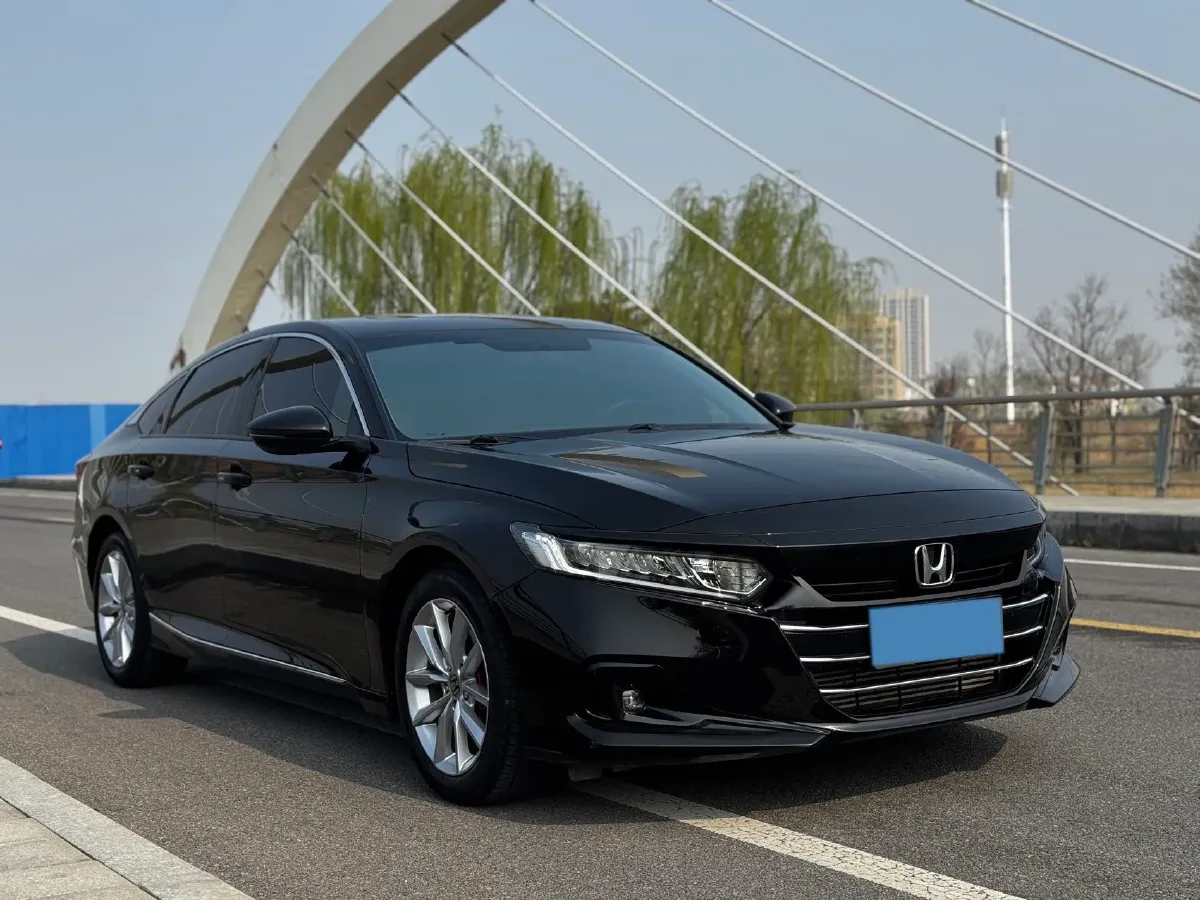 2022 Honda Accord 1.5T 194HP L4 CVT,autocango,china used car exporter,china ev exporter,chinese used car exporter,chinese used ev exporter