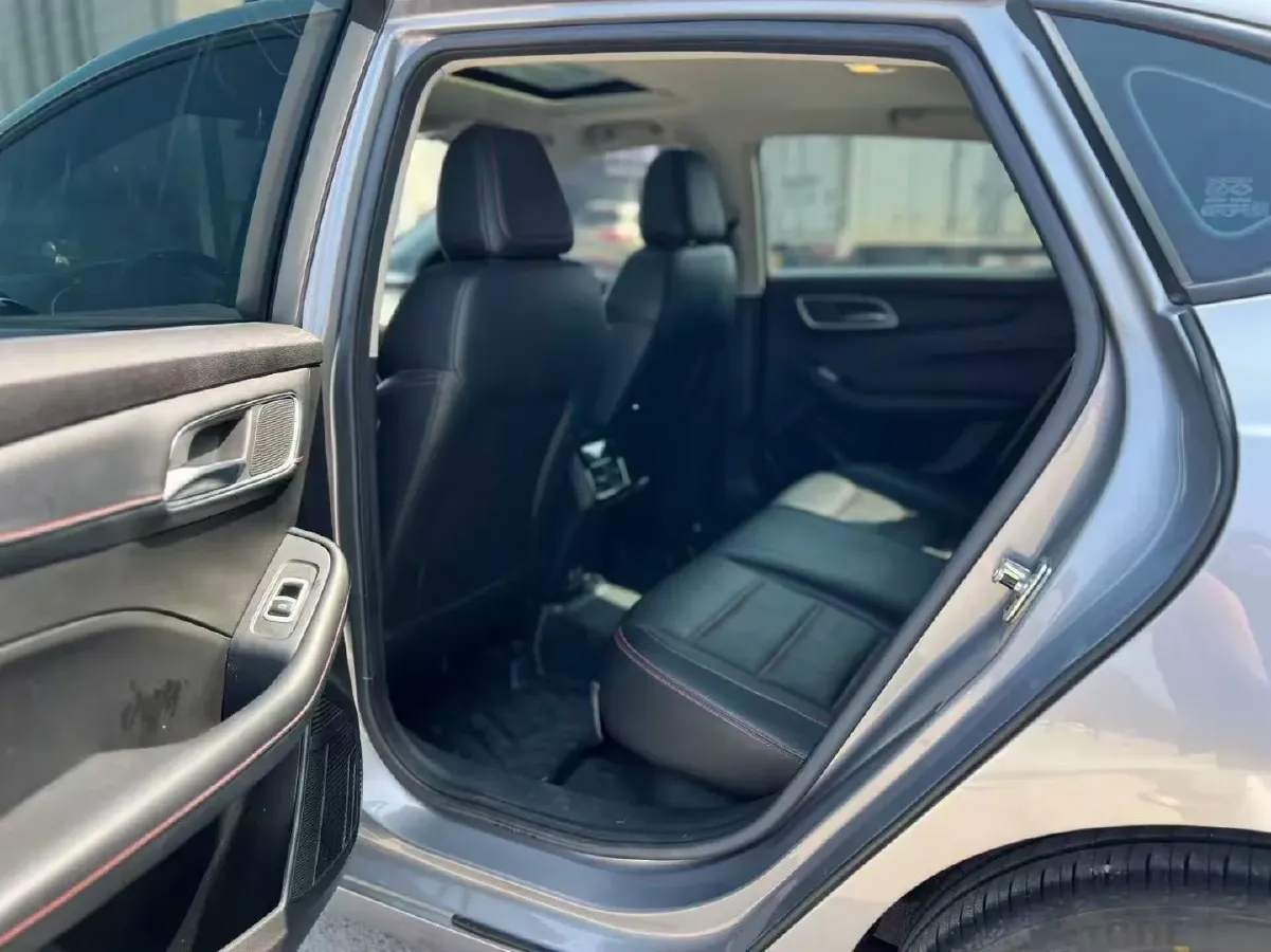 2023 MG MG6 1.5T 181HP L4 7DCT,autocango,china used car exporter,china ev exporter,chinese used car exporter,chinese used ev exporter