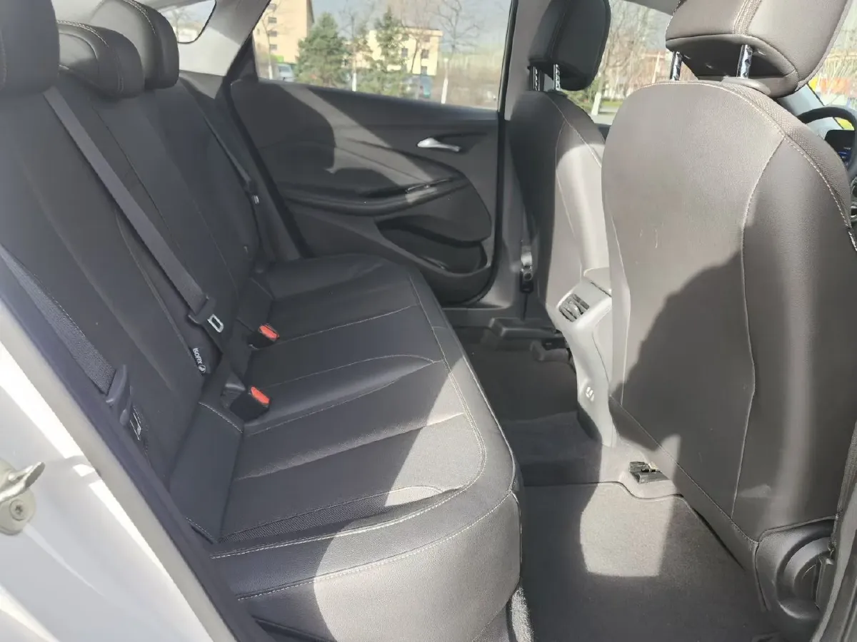 2022 Buick Verano 1.5T 184HP L4 CVT,autocango,china used car exporter,china ev exporter,chinese used car exporter,chinese used ev exporter