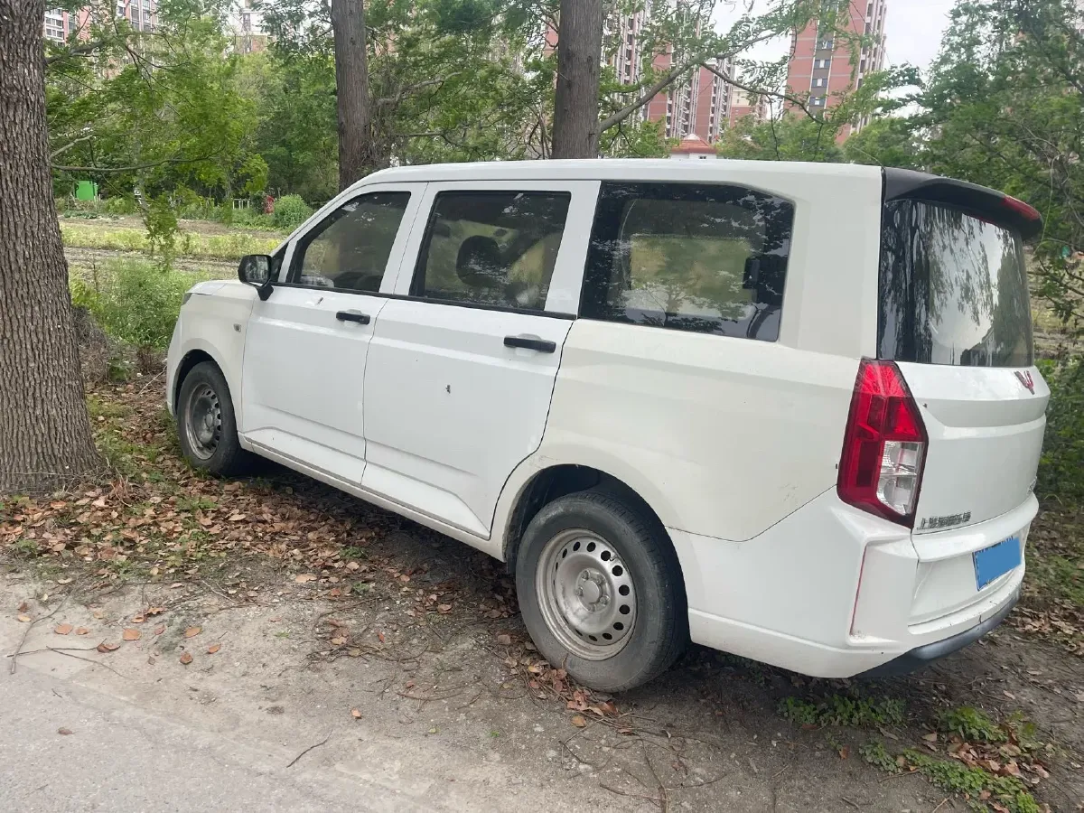 2019 Venucia M50V 1.5L 112HP L4 5MT,autocango,china used car exporter,china ev exporter,chinese used car exporter,chinese used ev exporter