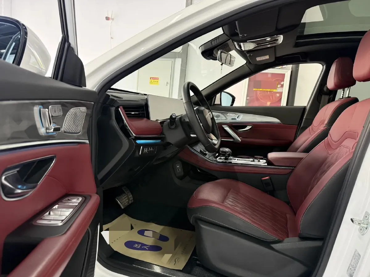 2023 Jetour X70 Plus 1.6T 197HP L4 7DCT,autocango,china used car exporter,china ev exporter,chinese used car exporter,chinese used ev exporter