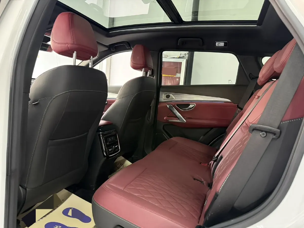 2023 Jetour X70 Plus 1.6T 197HP L4 7DCT,autocango,china used car exporter,china ev exporter,chinese used car exporter,chinese used ev exporter