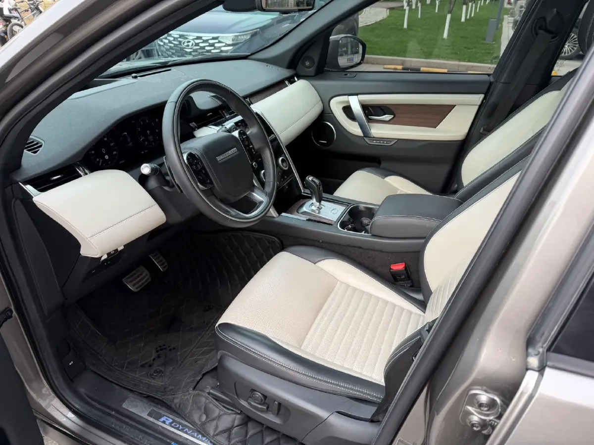 2021 Land Rover Discovery Sport 2.0T 249HP L4 9AT,autocango,china used car exporter,china ev exporter,chinese used car exporter,chinese used ev exporter