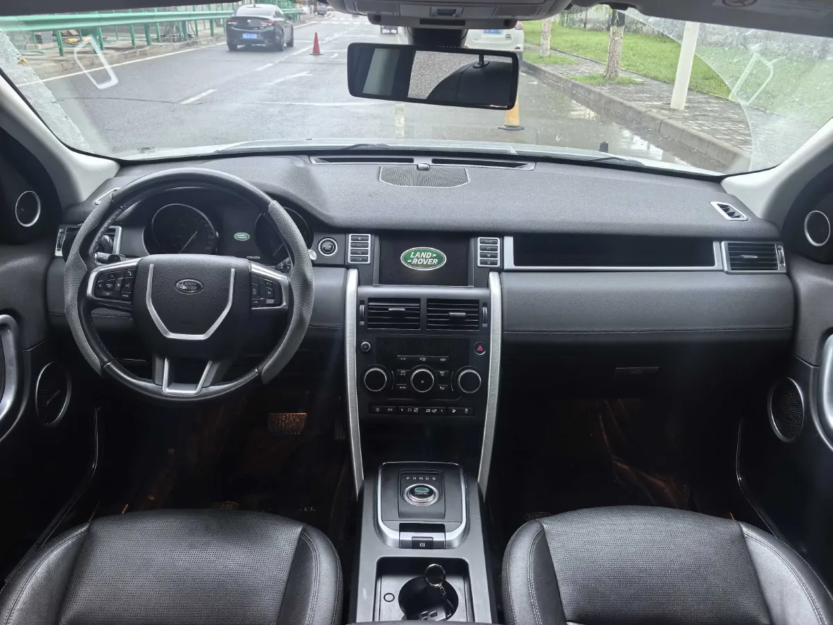 2019 Land Rover Discovery Sport 2.0T 241HP L4 9AT,autocango,china used car exporter,china ev exporter,chinese used car exporter,chinese used ev exporter