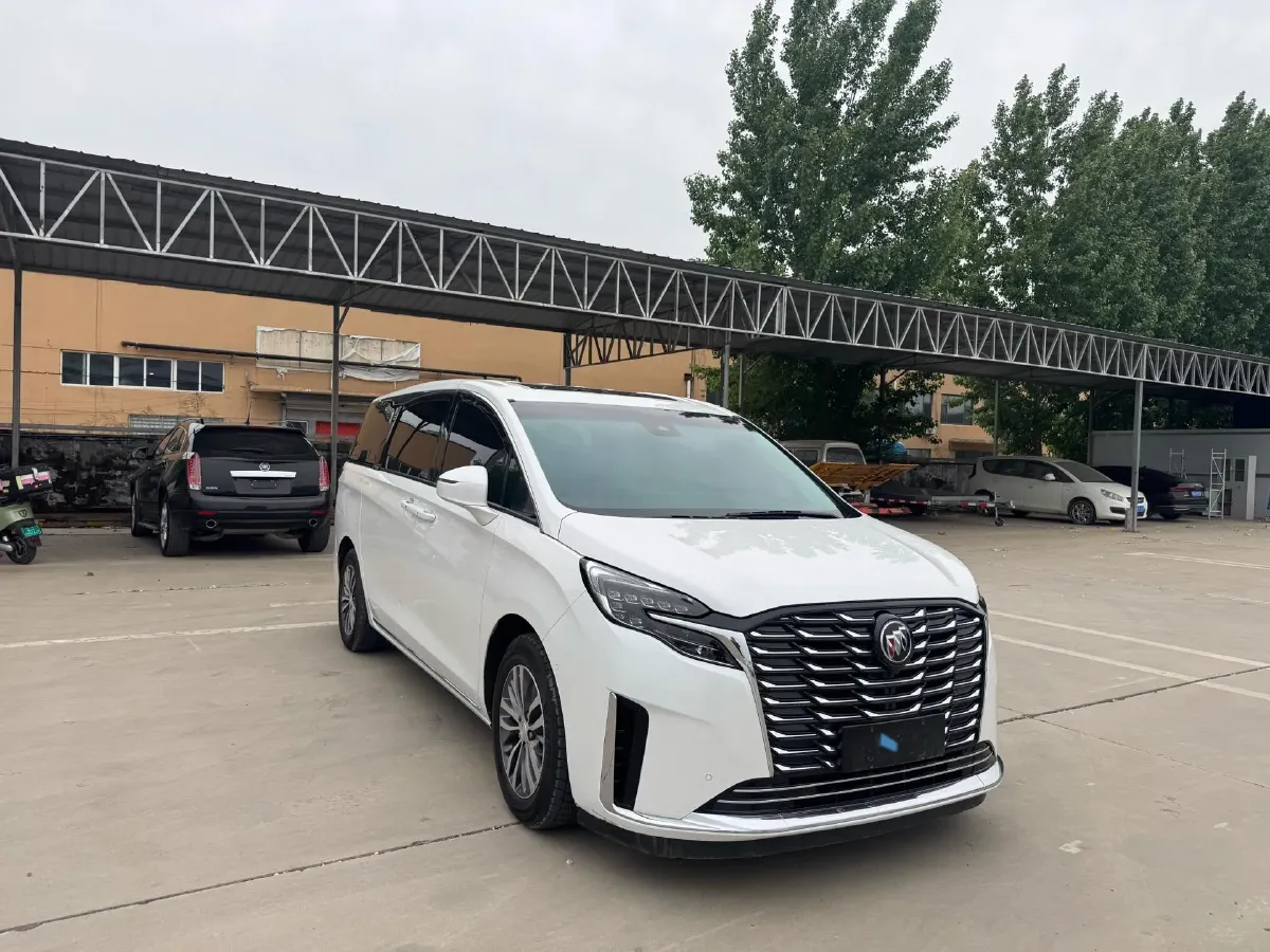 2023 Buick GL8 2.0T 237HP L4 9AT,autocango,china used car exporter,china ev exporter,chinese used car exporter,chinese used ev exporter