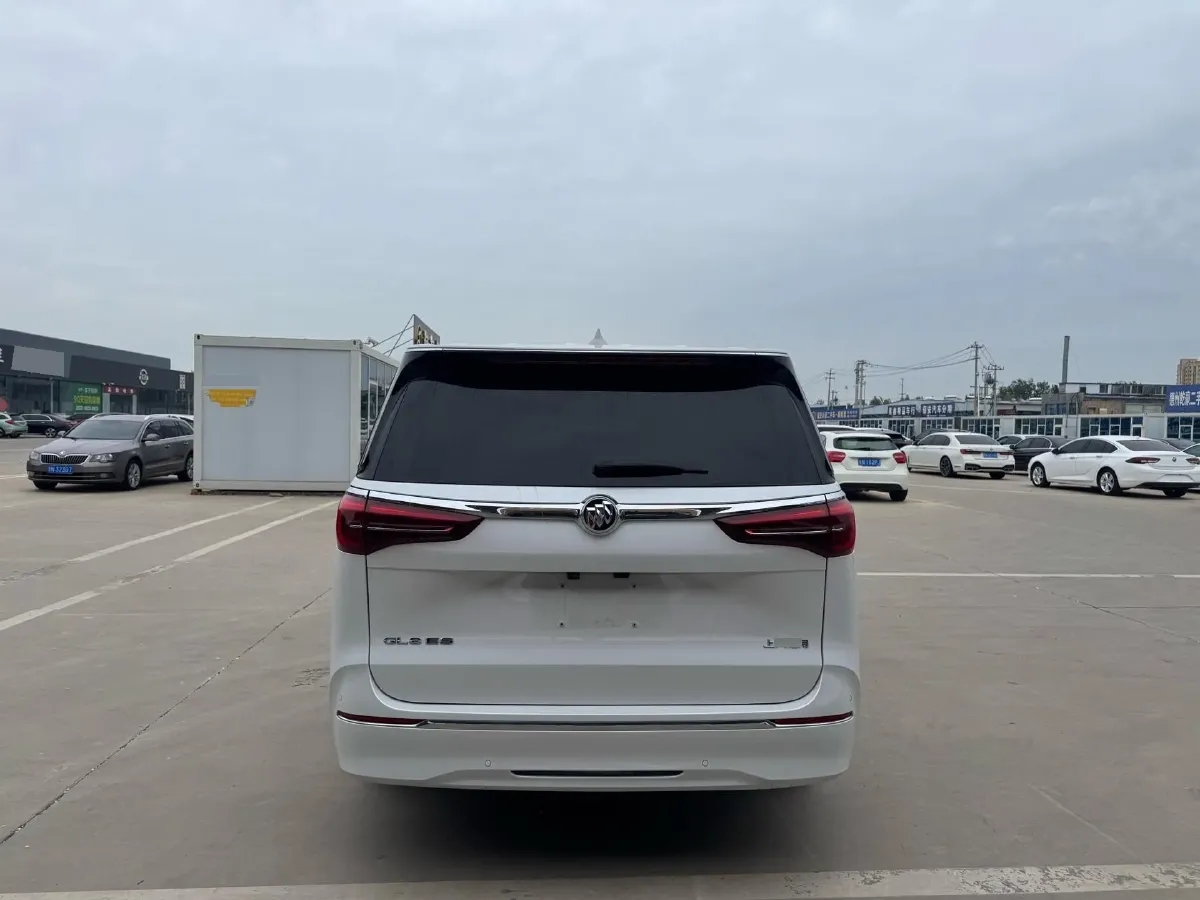 2023 Buick GL8 2.0T 237HP L4 9AT,autocango,china used car exporter,china ev exporter,chinese used car exporter,chinese used ev exporter