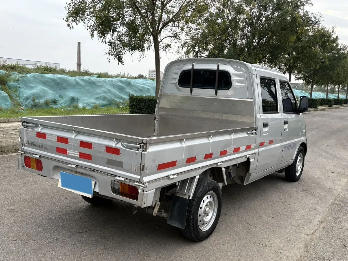 2019 WuLing RongGuang Mini Truck 1.5L 99HP L4 5MT,autocango,china used car exporter,china ev exporter,chinese used car exporter,chinese used ev exporter