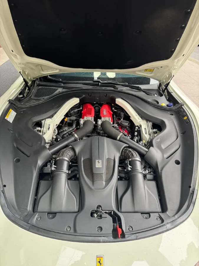 2020 Ferrari Roma 3.9T 620HP V8 8DCT,autocango,china used car exporter,china ev exporter,chinese used car exporter,chinese used ev exporter