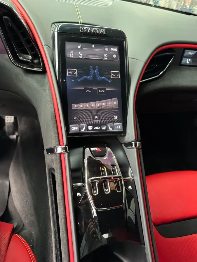 2020 Ferrari Roma 3.9T 620HP V8 8DCT,autocango,china used car exporter,china ev exporter,chinese used car exporter,chinese used ev exporter