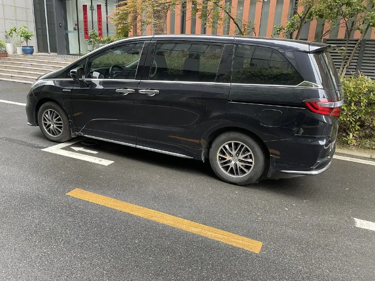 2021 Honda Odyssey 2.0L 146HP L4 E-CVT Hybrid,autocango,china used car exporter,china ev exporter,chinese used car exporter,chinese used ev exporter